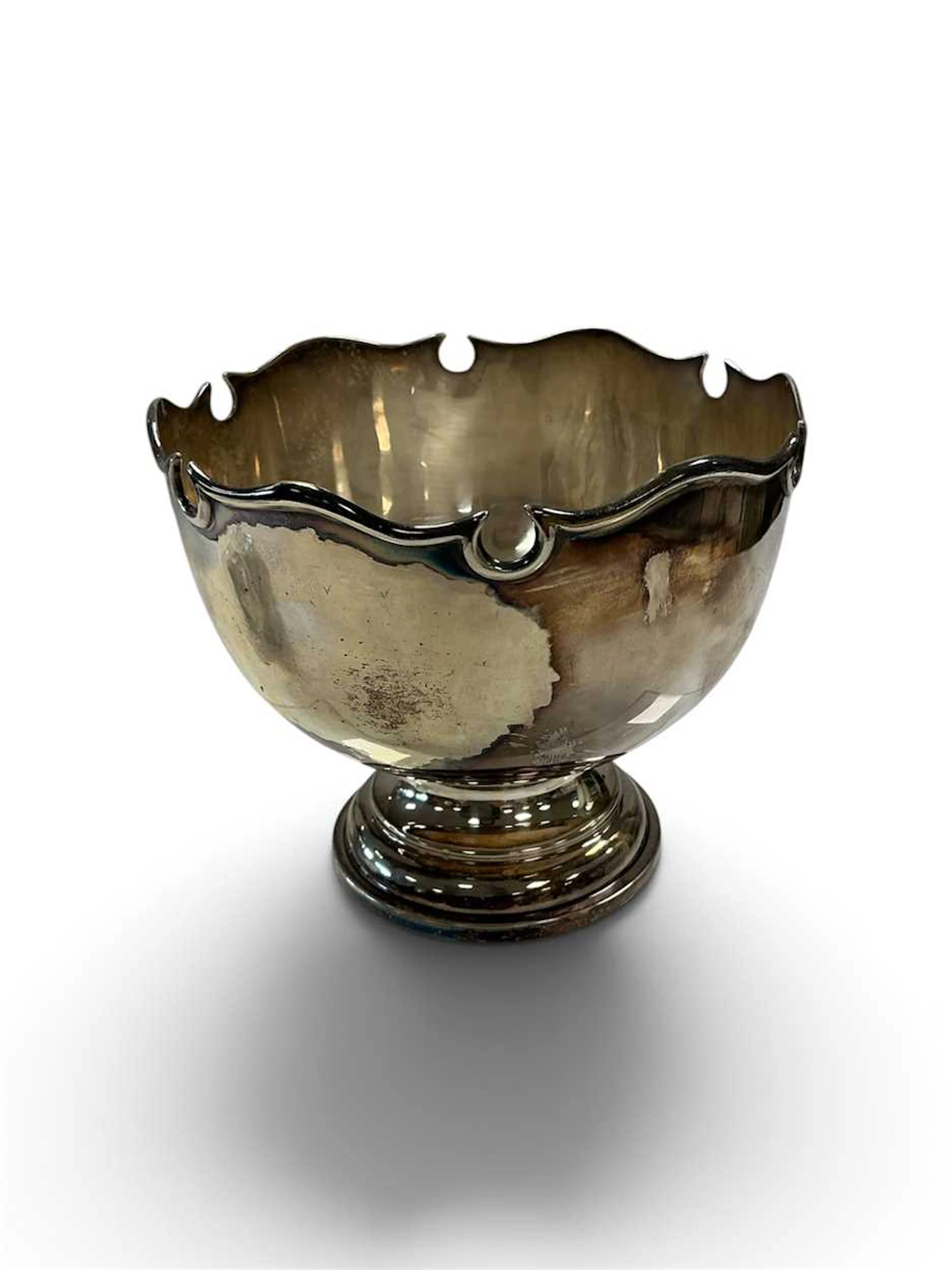 An Edward VII silver bowl