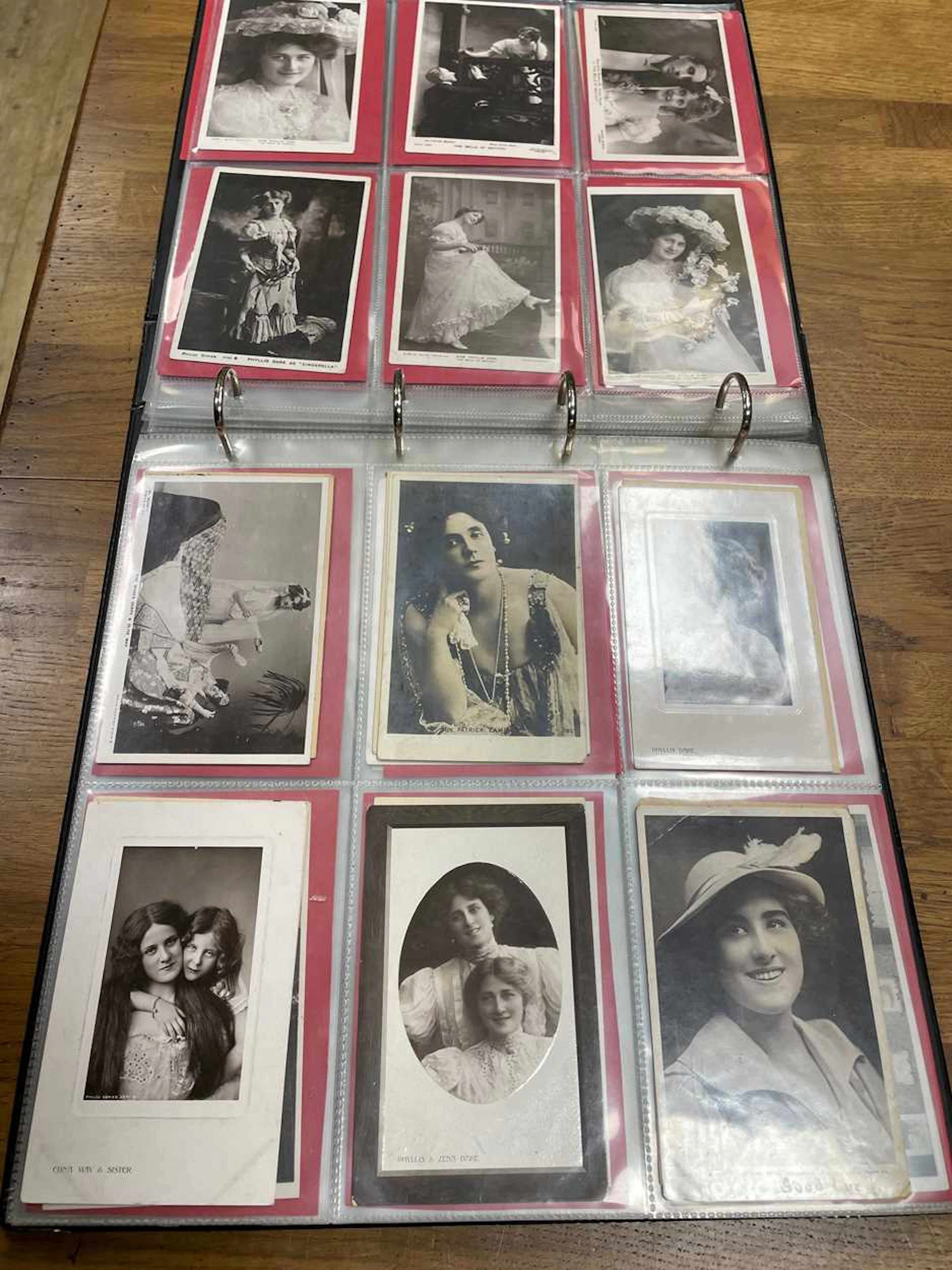 Theatre and music hall actors, early 20th century.