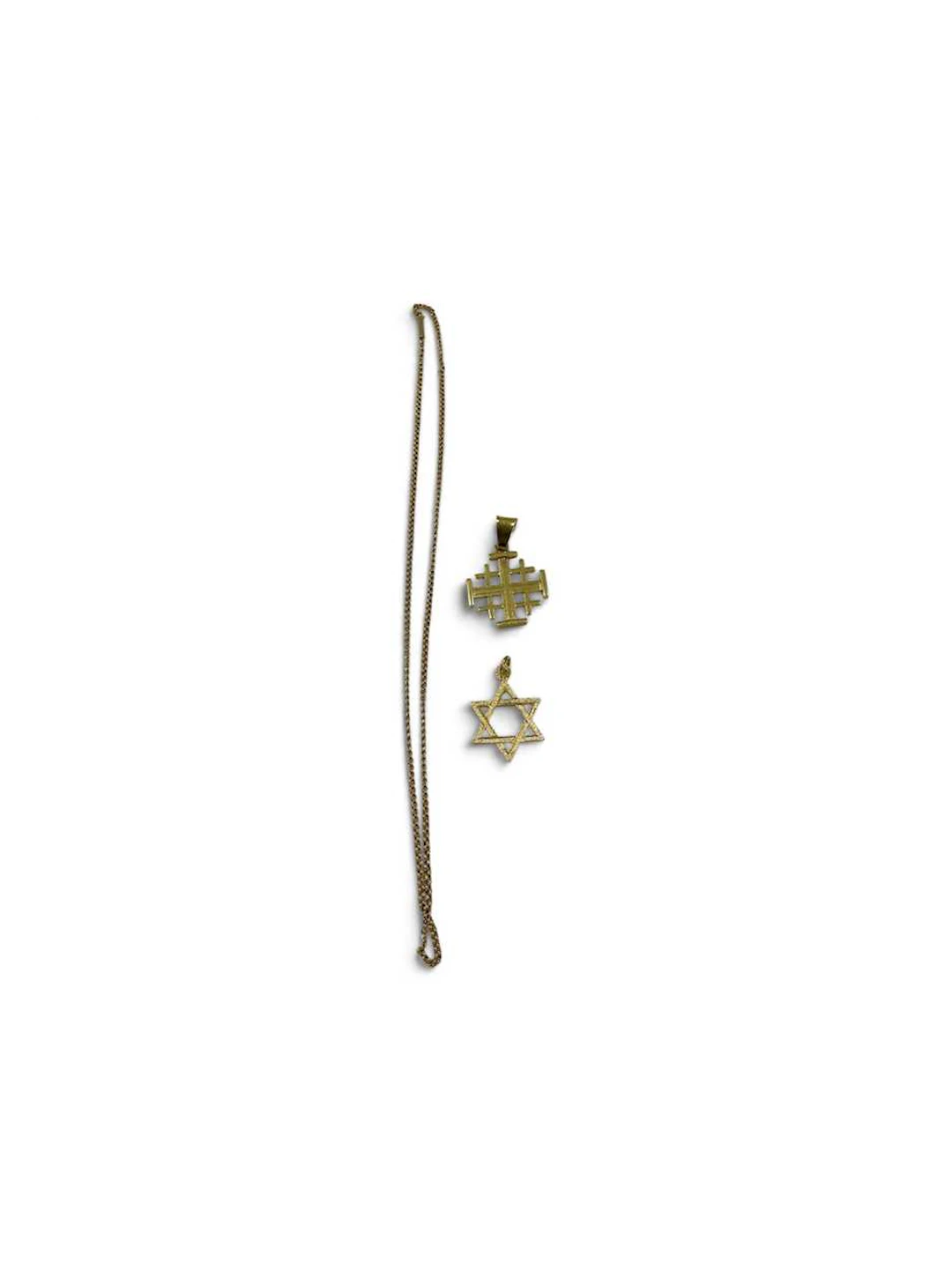 A star of David pendant tested as 18ct gold