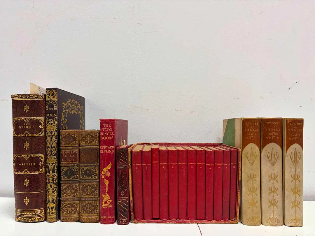 Literature, bindings.