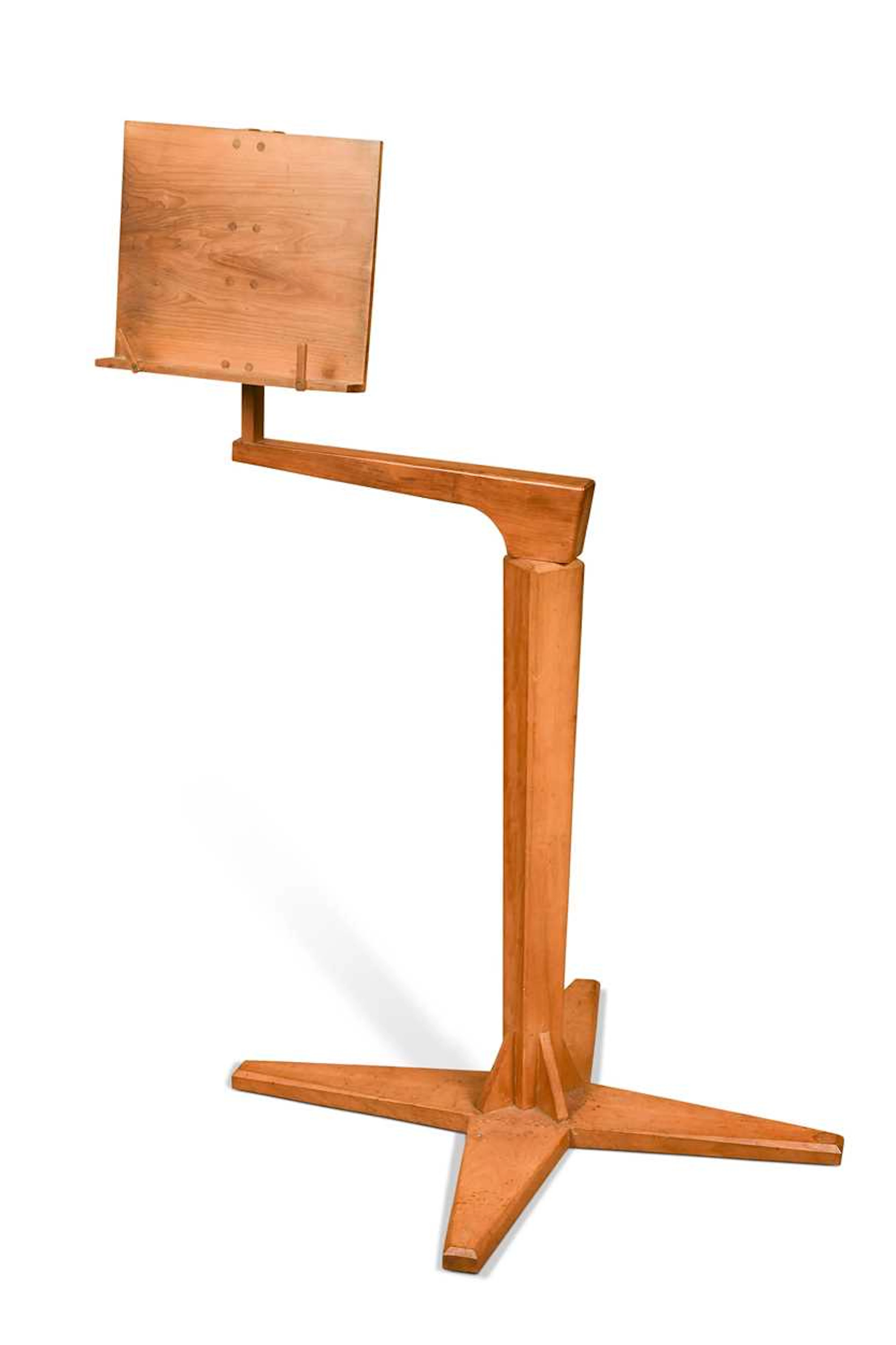 Oliver Powell (1899-1991), a yew wood music stand
