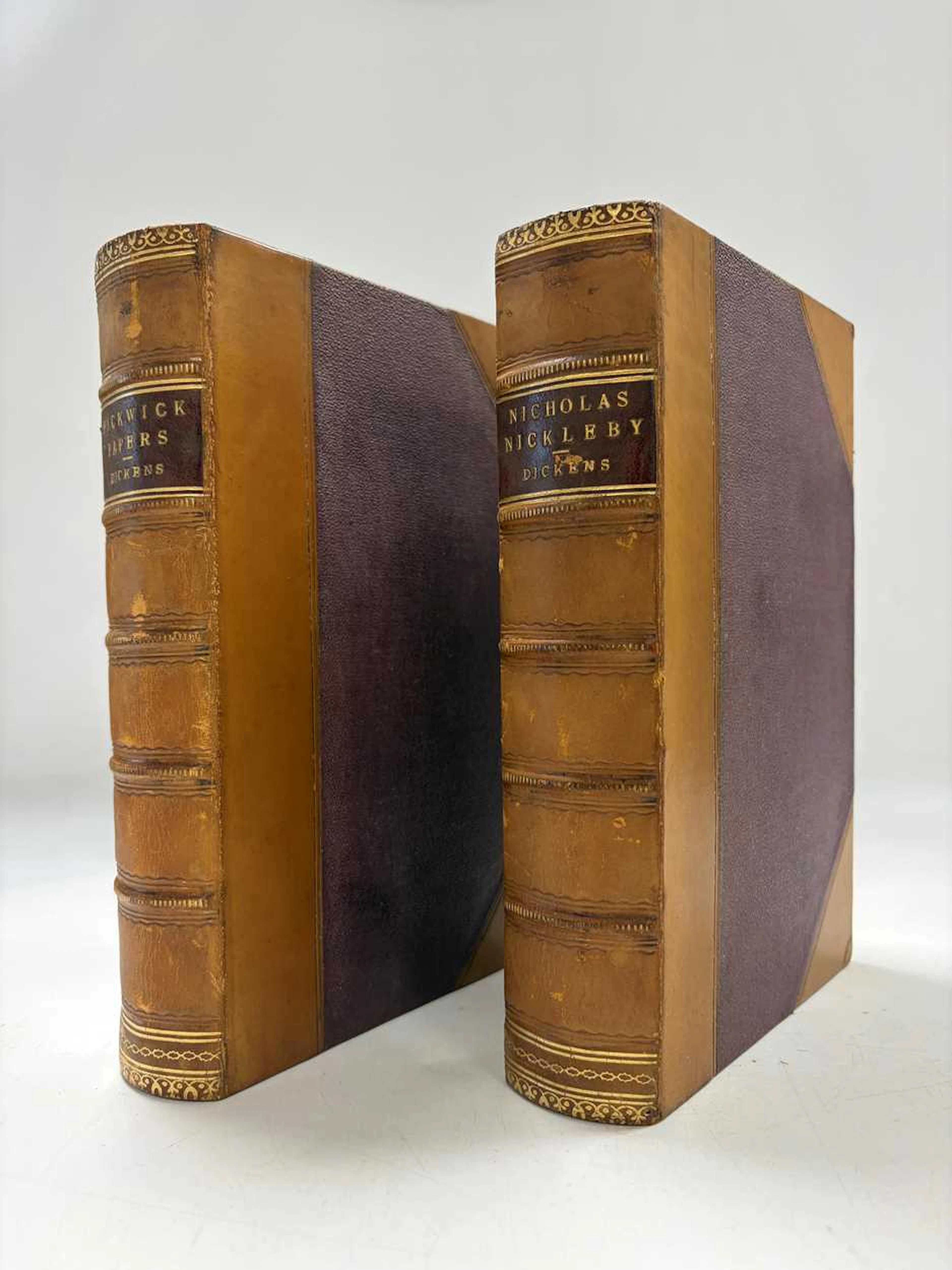 DICKENS (Charles)