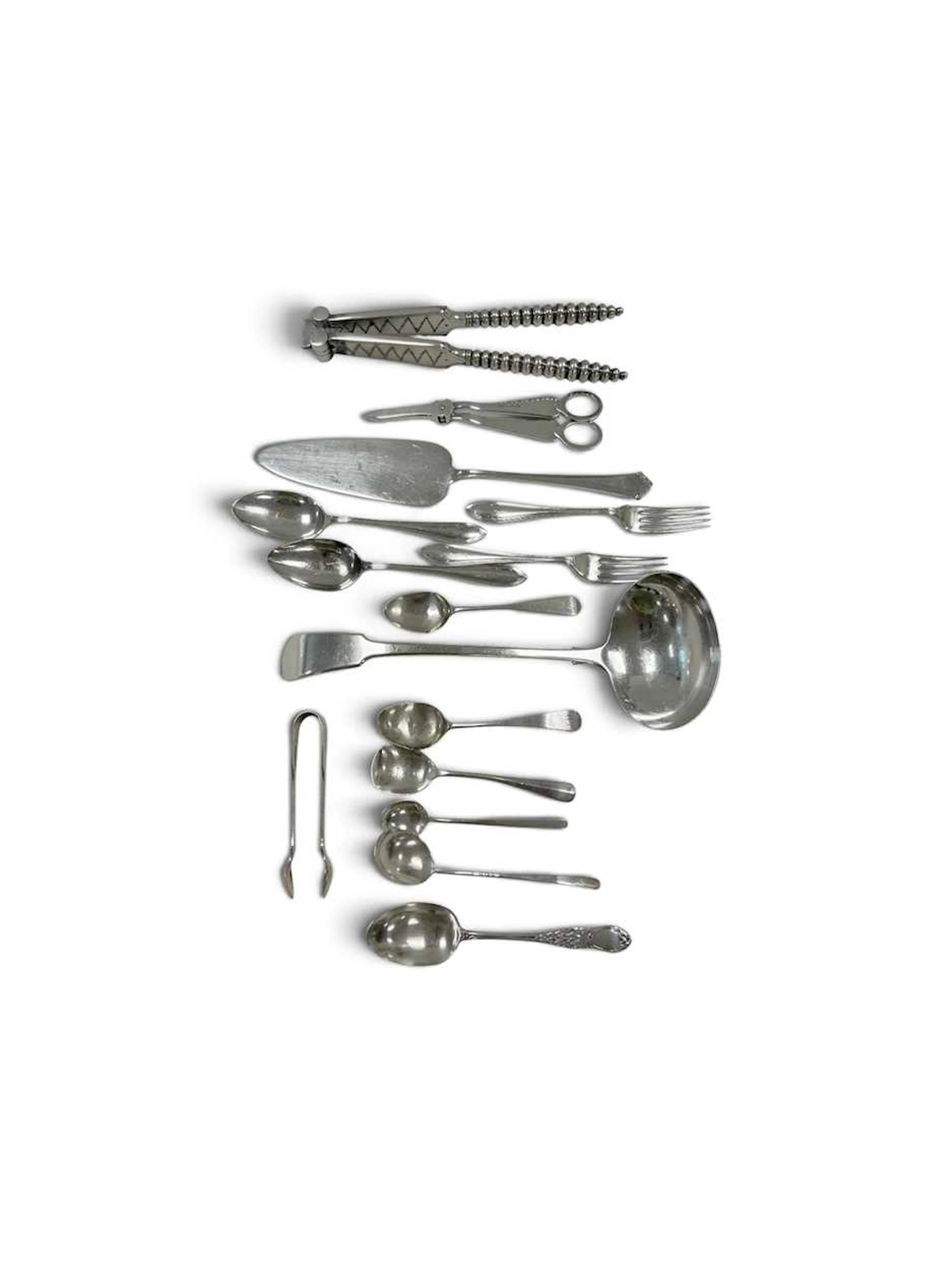 Various small silver spoons (signs of wear)