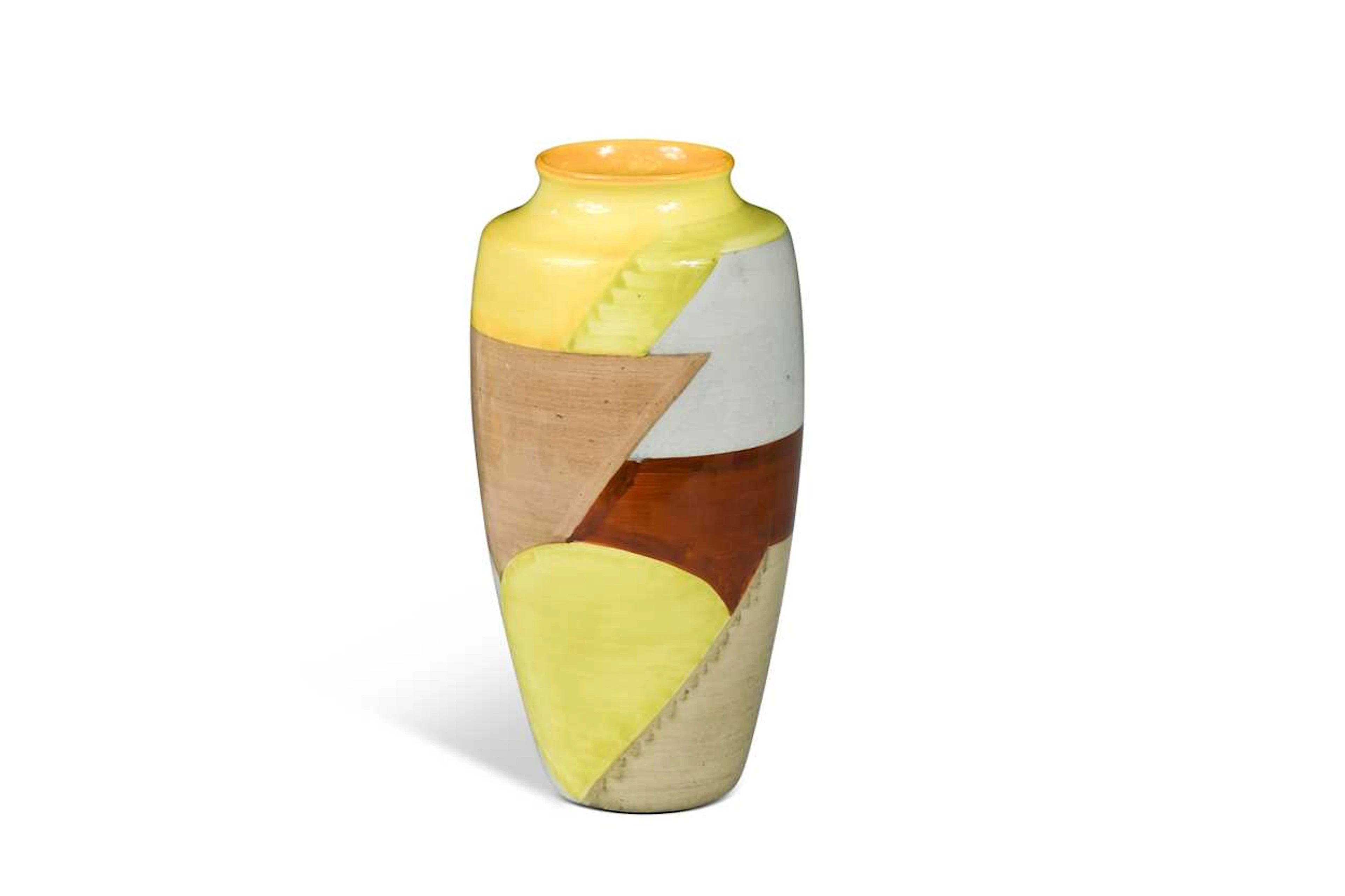 Susie Cooper Productions, a geometric design vase