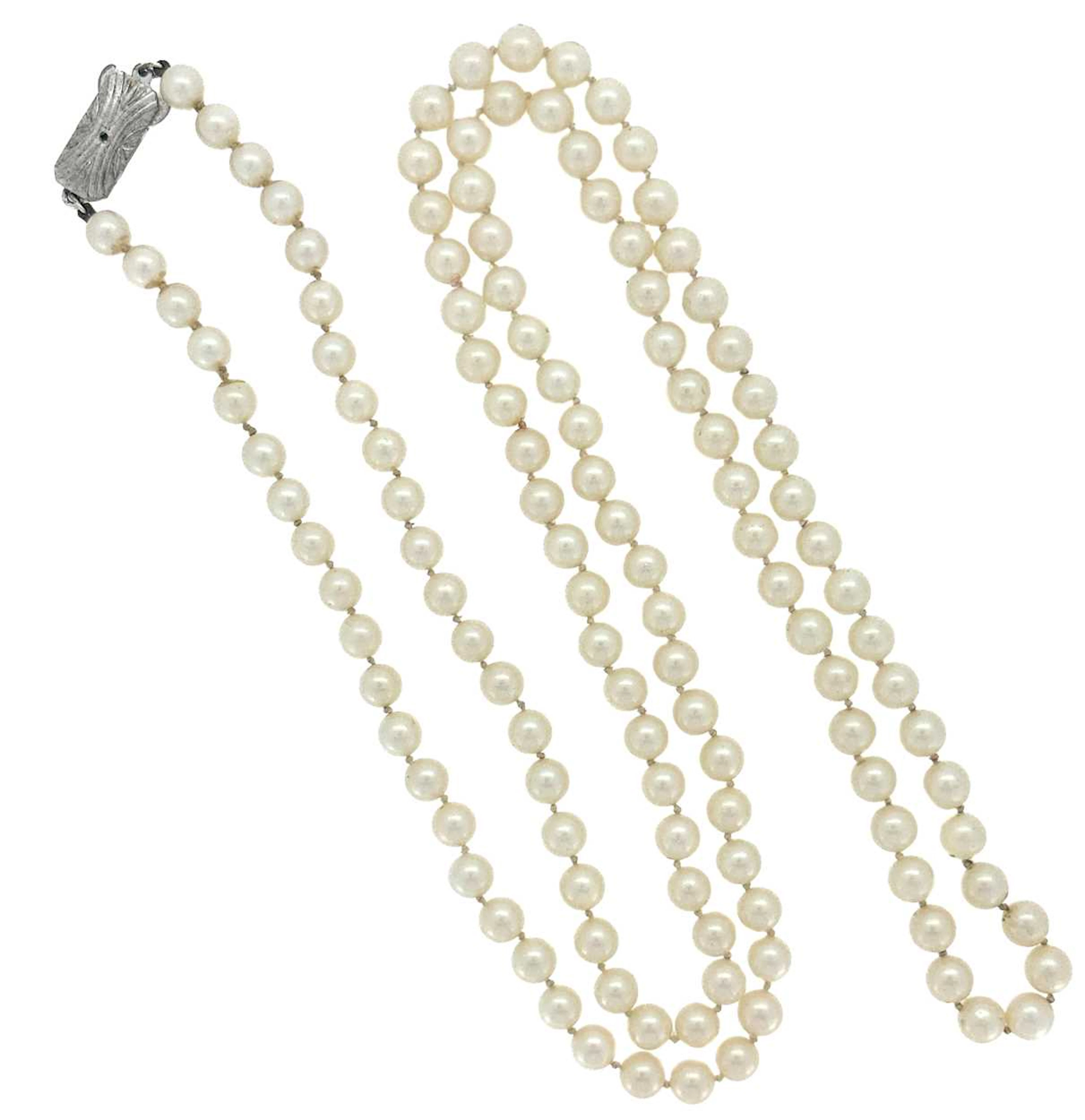 Mikimoto - A single strand cultured pearl necklace