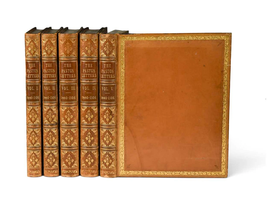 [WALPOLE (HORACE)]. FENN (John) The Paston Letters.