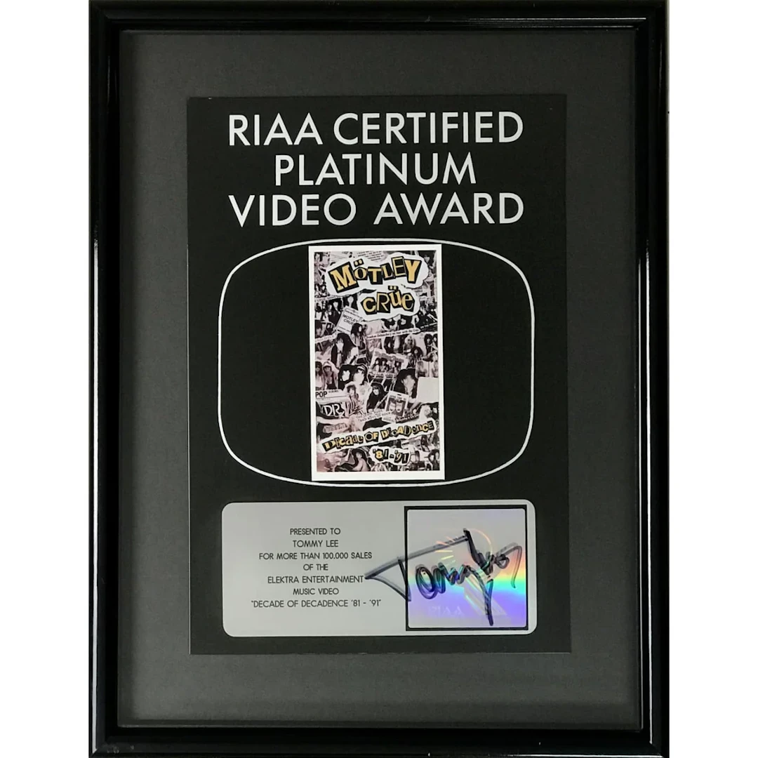 Mötley Crüe Decade Of Decadence '81-'91 RIAA Platinum Video Award