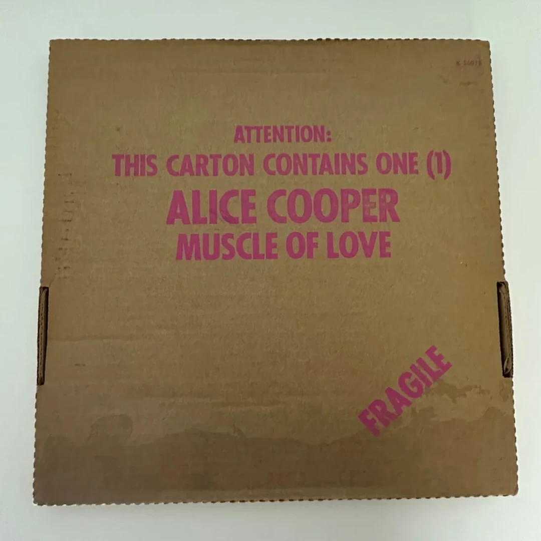 Alice Cooper Muscle of Love 1973 UK Import Album K56018 w/ card foldout