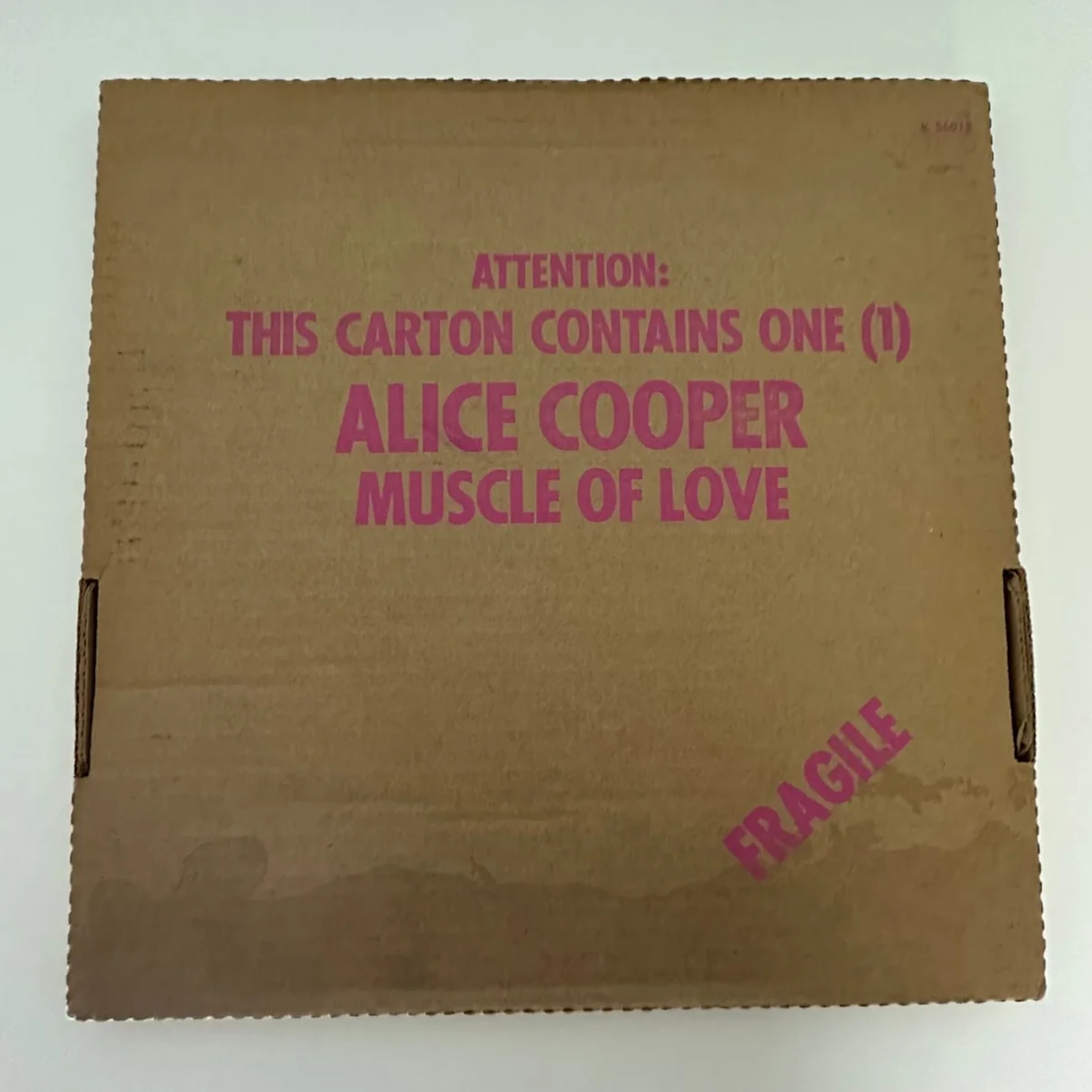 Alice Cooper Muscle of Love 1973 UK Import Album K56018 w/ card foldout
