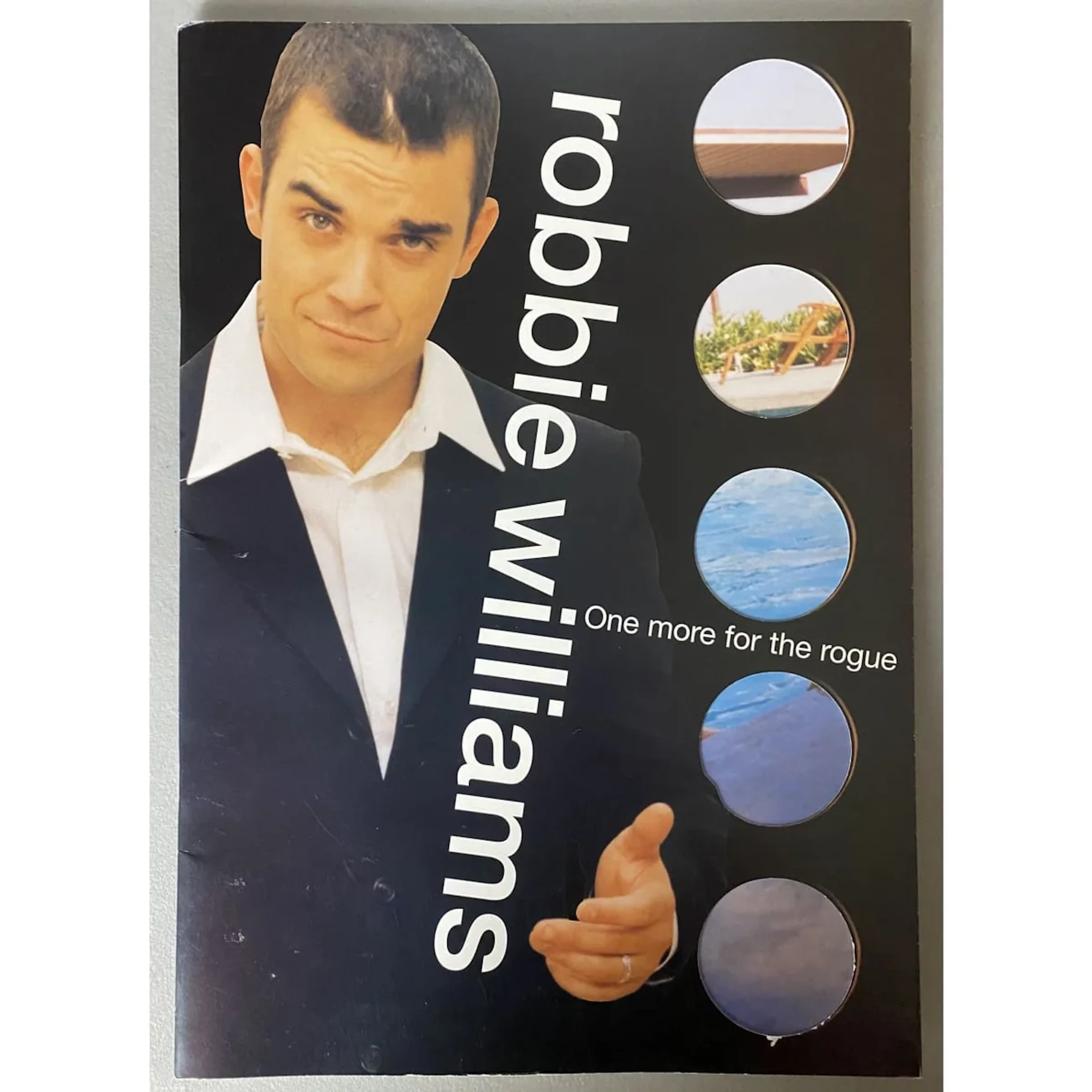 Robbie Williams 1999 One More for the Rogue Concert Program