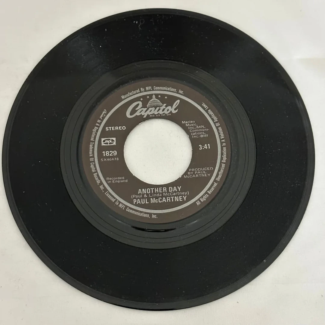 Paul McCartney "Another Day" 45" Record 1976 Reissue 1829