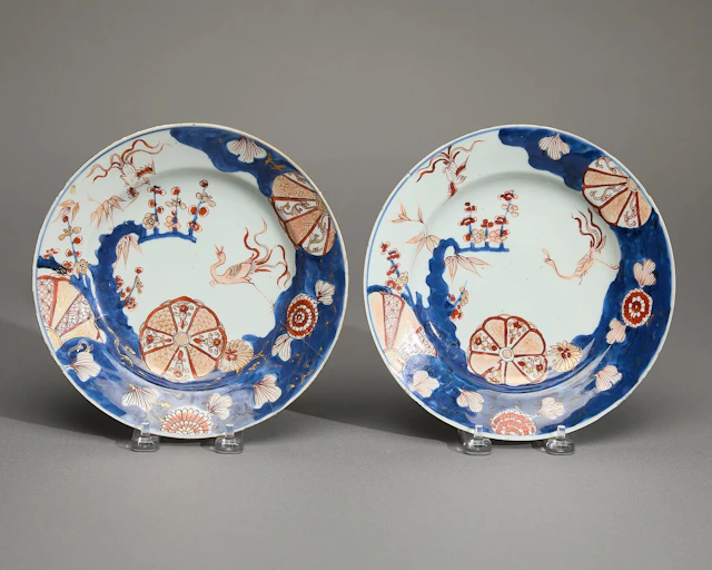 Pair Chinese Export Imari Plates