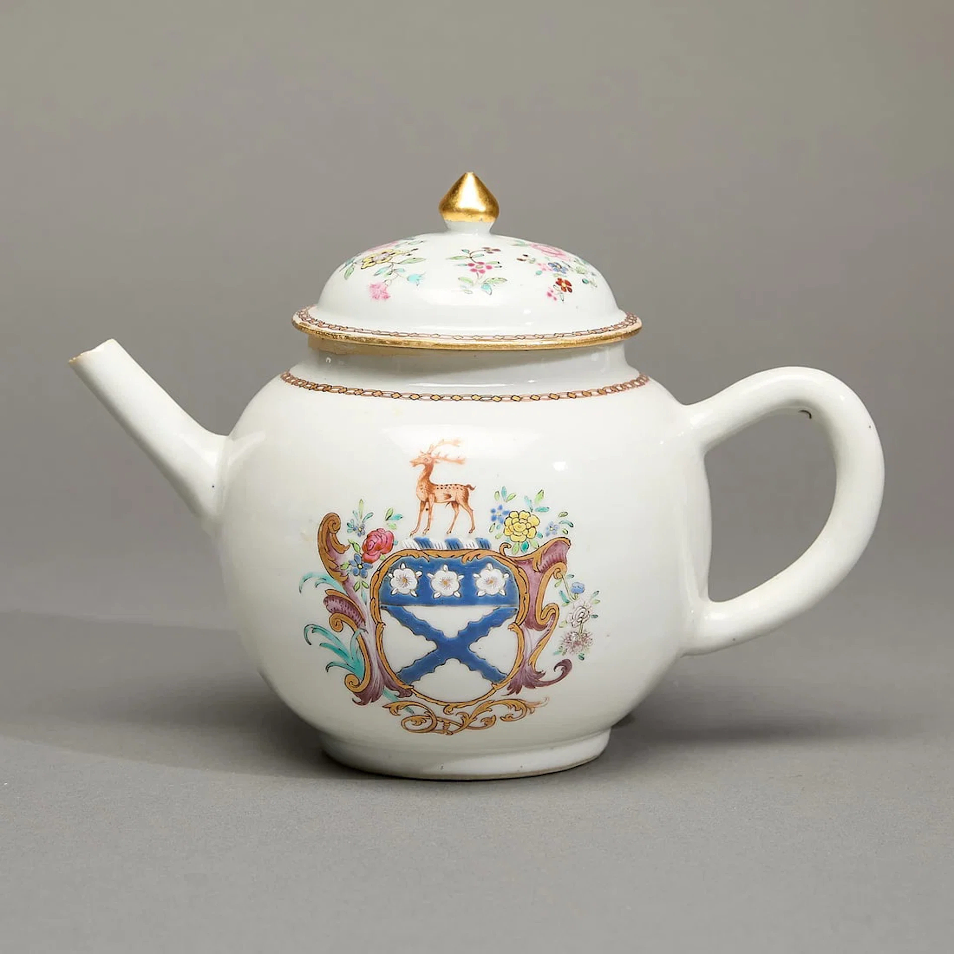 Chinese Export Armorial Teapot - Hardwick