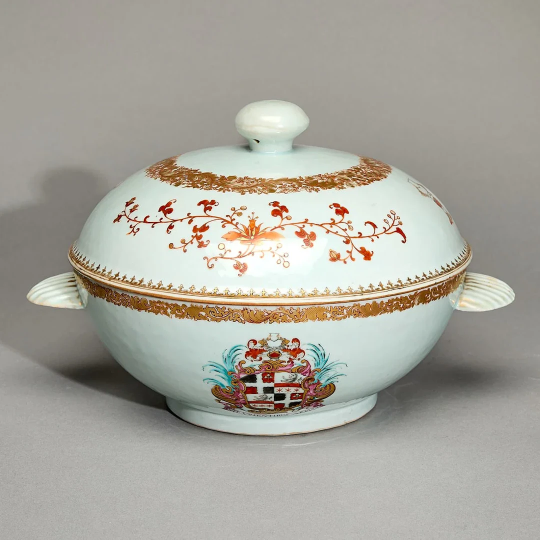 Rare Early Export Armorial Tureen - Ridge