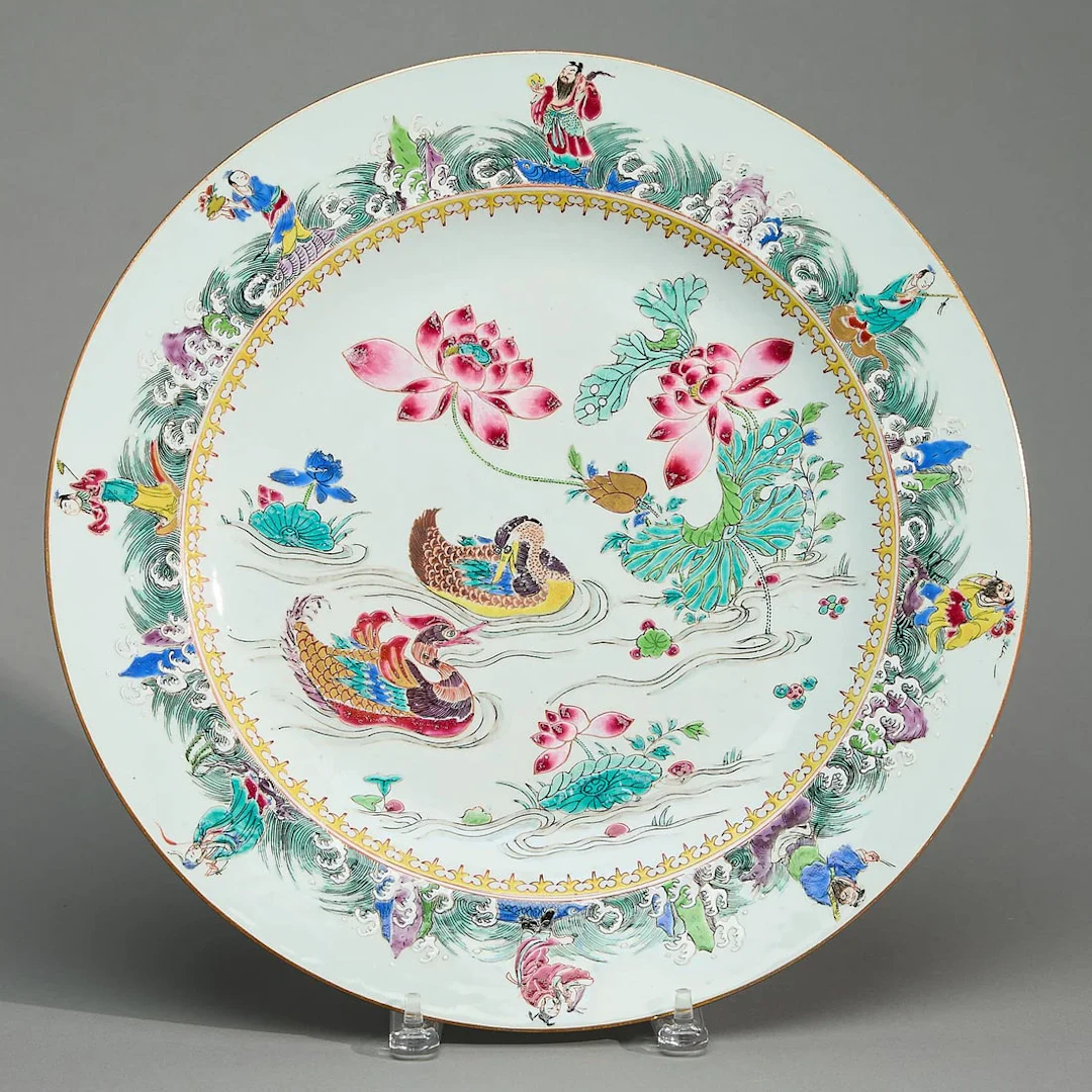 Large Famille Rose Mandarin Duck Charger