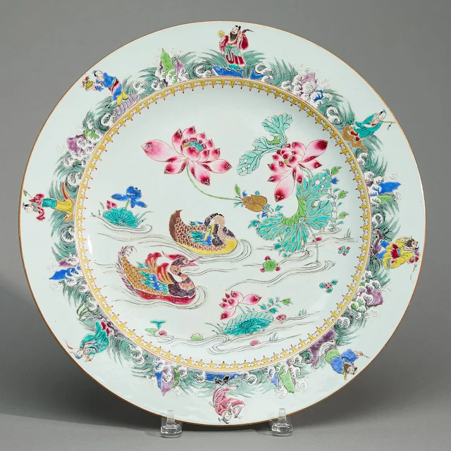 Large Famille Rose Mandarin Duck Charger