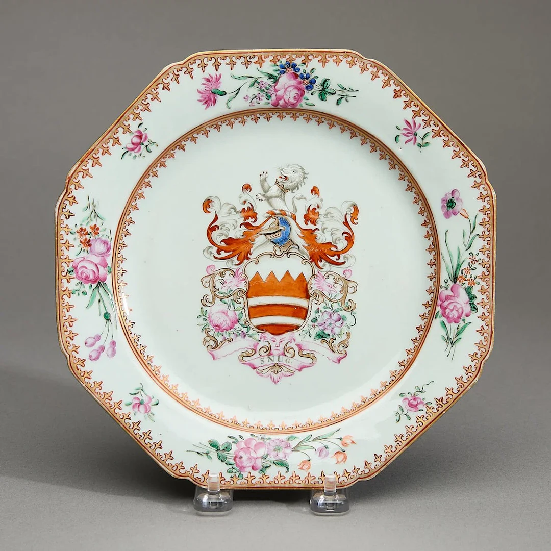 Chinese Export Octagonal Armorial Plate - Hare