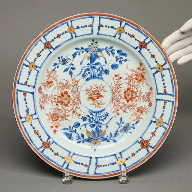 Chinese Export Imari Charger