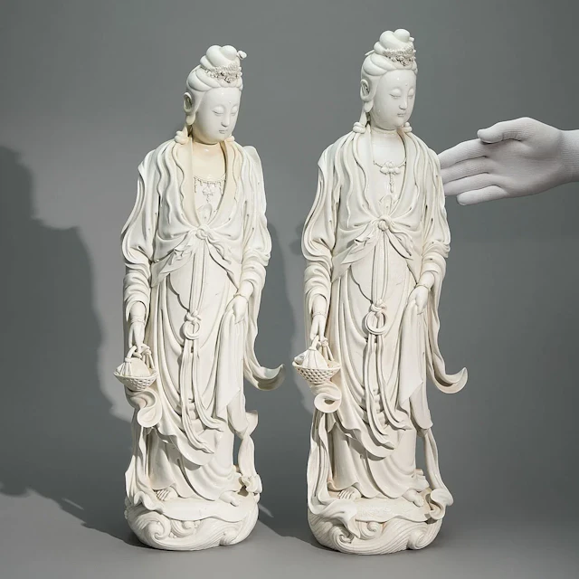 Pr Large Chinese Blanc de Chine Guanyin Statuettes