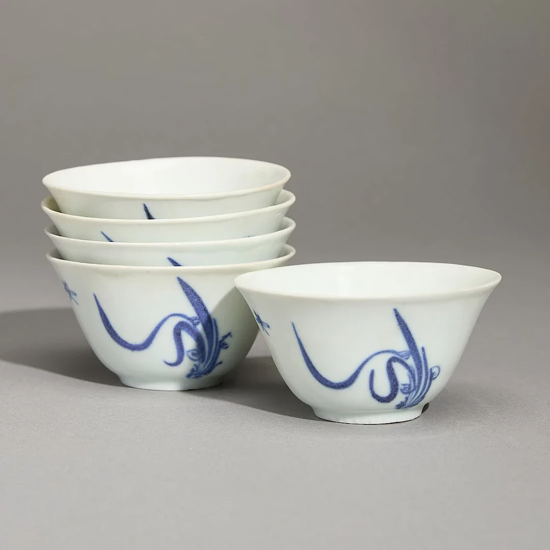 5 Chinese Hatcher Shipwreck B&W Porcelain Teabowls