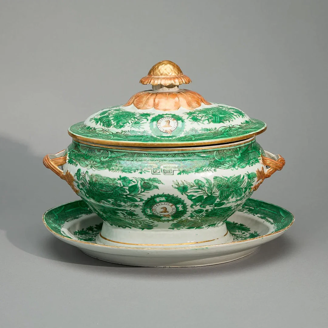 Green Fitzhugh Armorial Tureen, Cover, & Stand