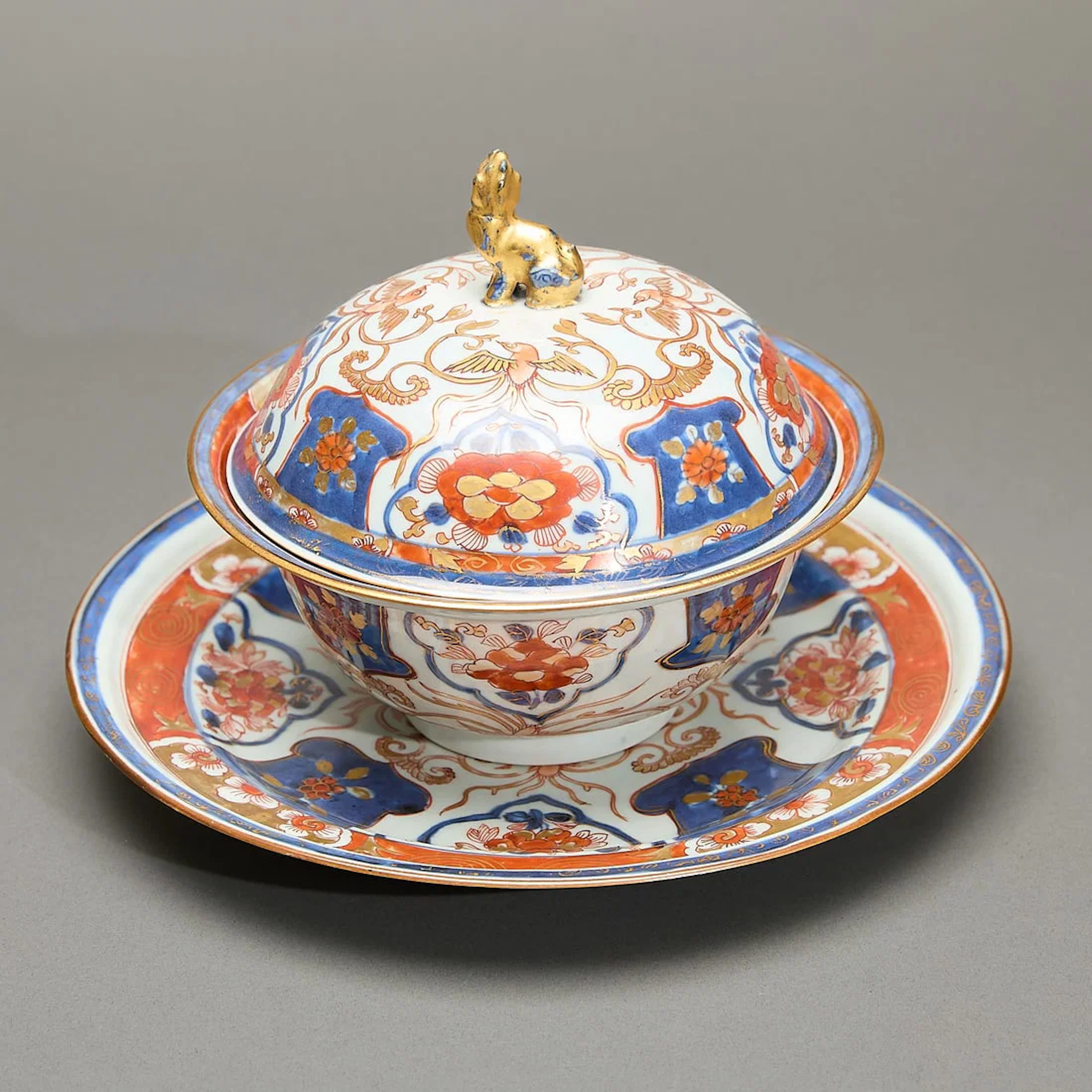 Chinese Export Armorial Dutch Market Bowl & Stand