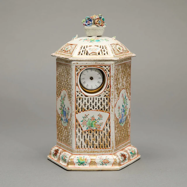 Chinese Export Reticulated Watch Stand