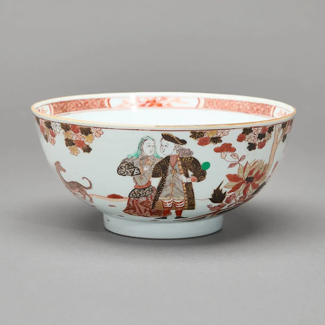 Small Chinese Export Governor Duff Bowl