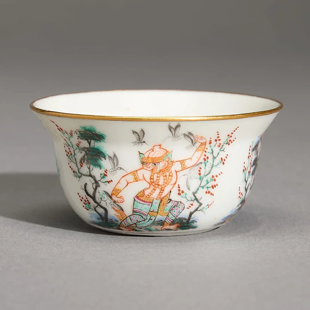 Thai Bencharong Porcelain Siam Rama II Painted Cup