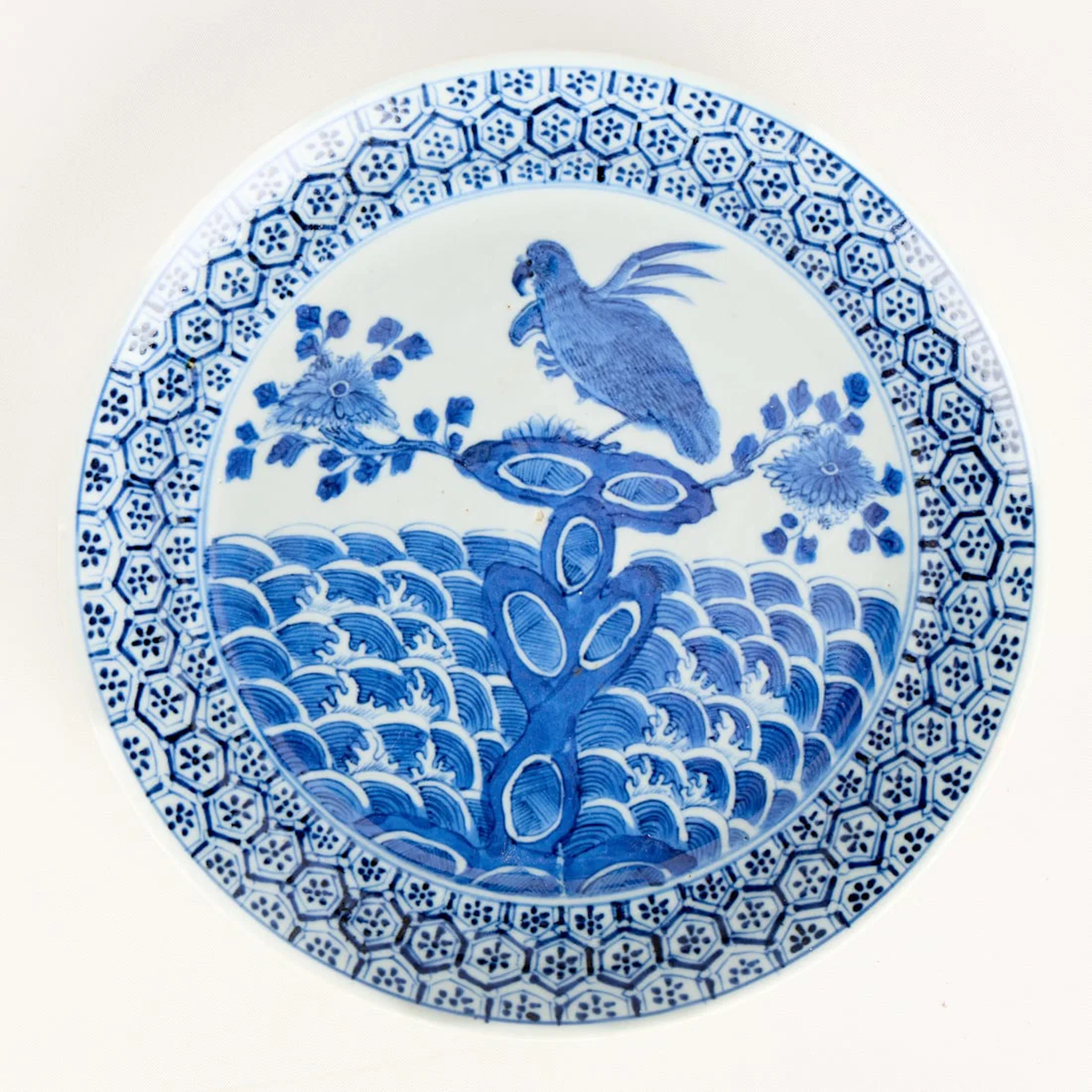 Chinese Export Kangxi B&W Porcleain Parrot Plate