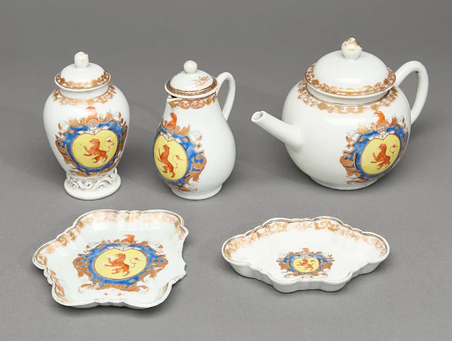 Set 5 Export Armorial Tea Service