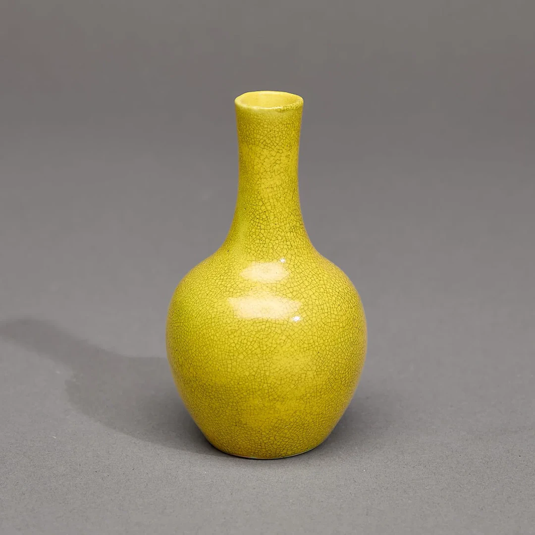 Chinese Qing Porcelain Yellow Crackle Bottle Vase