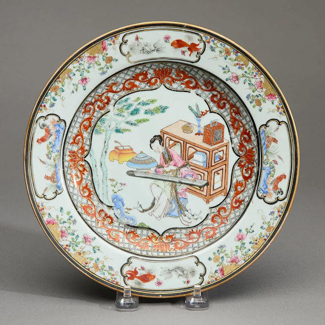 Chinese Export Famille Rose & Grisaille Plate