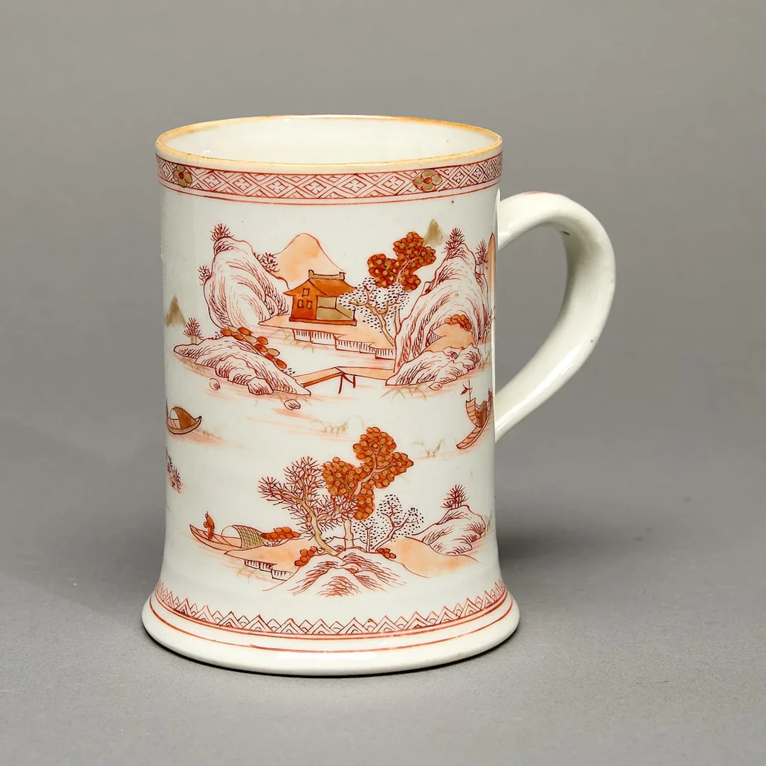 Iron-Red & Gilt Landscape Mug