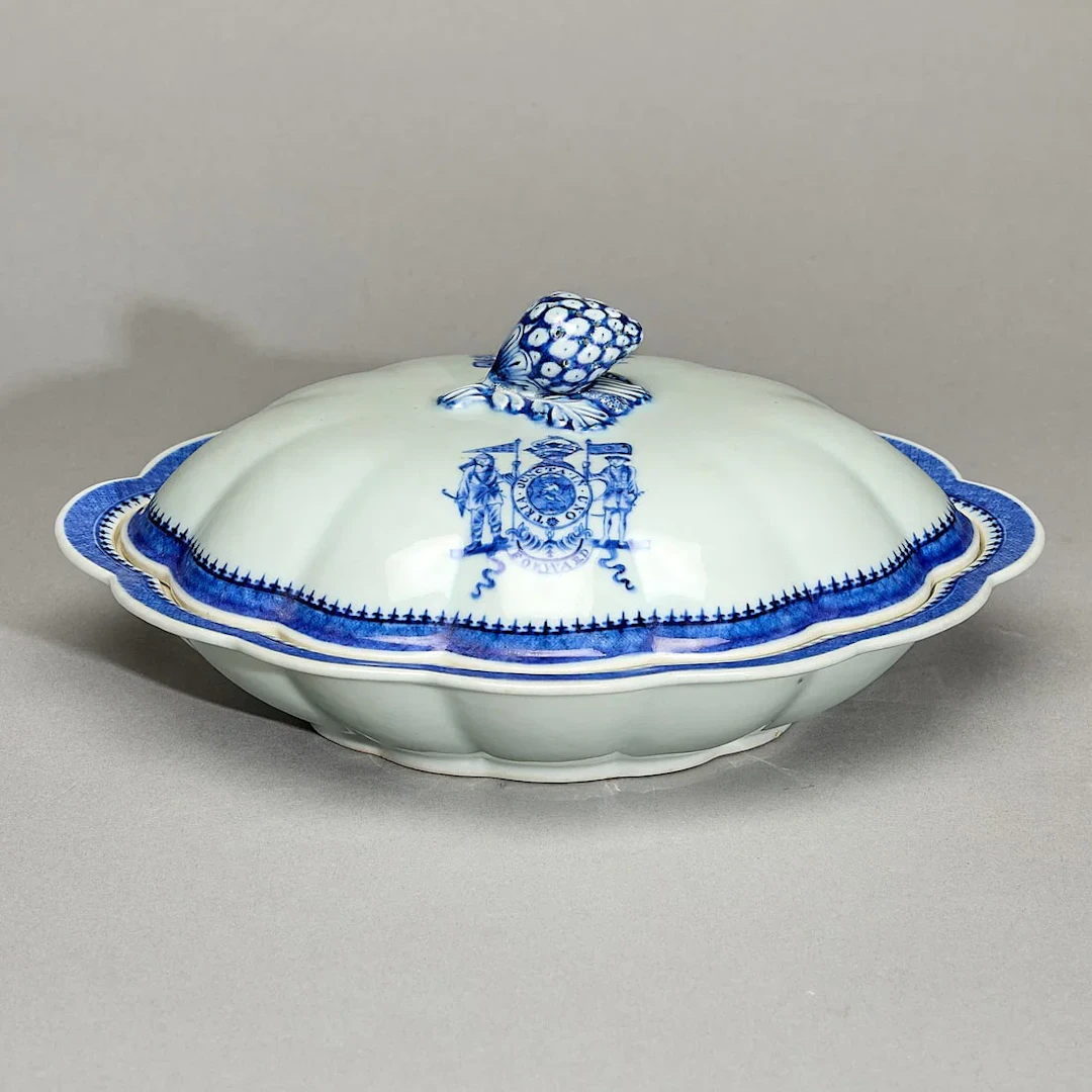 Export Armorial Vegetable Dish - Hughes