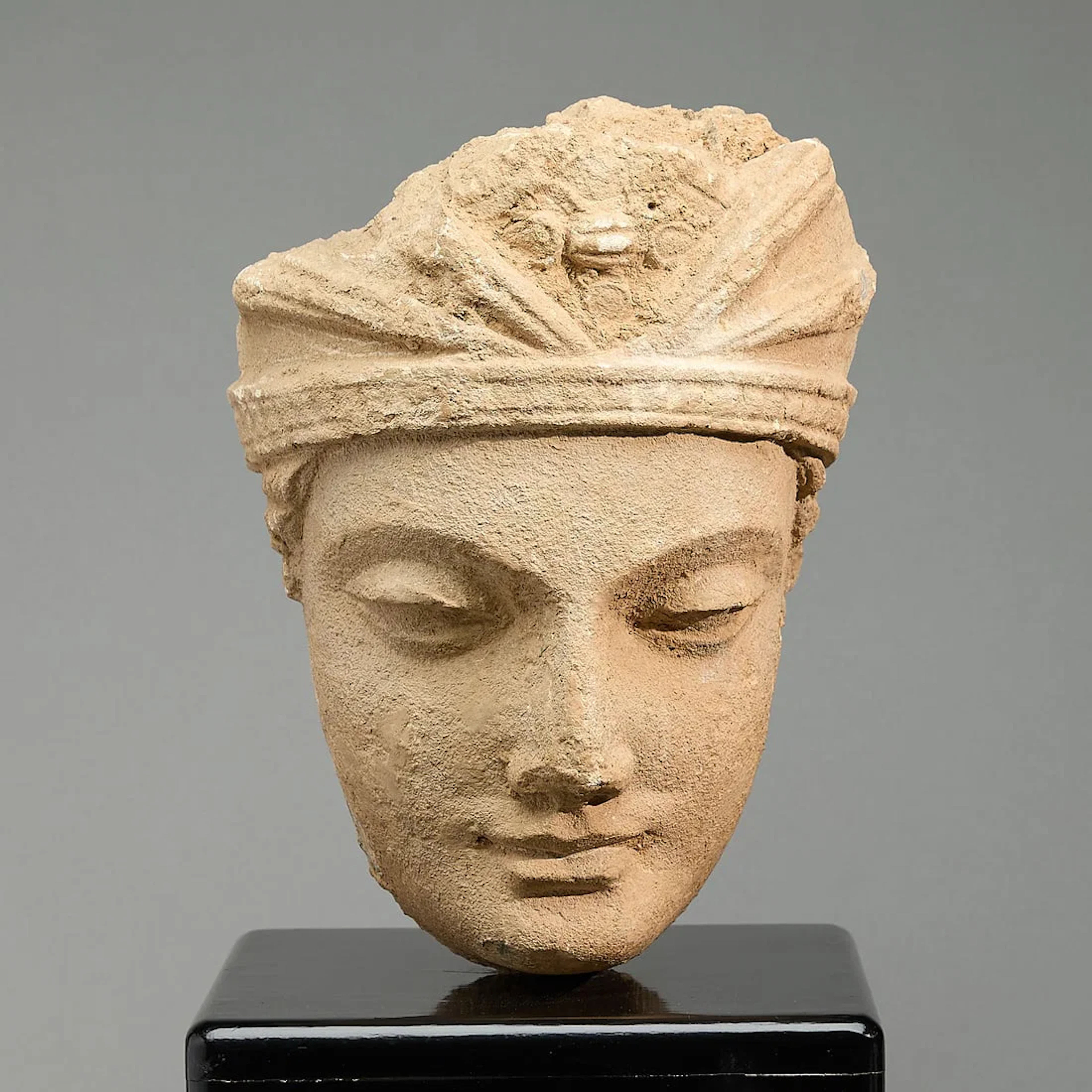 Lrg Ancient Gandharan Stucco Bodhisattva Head