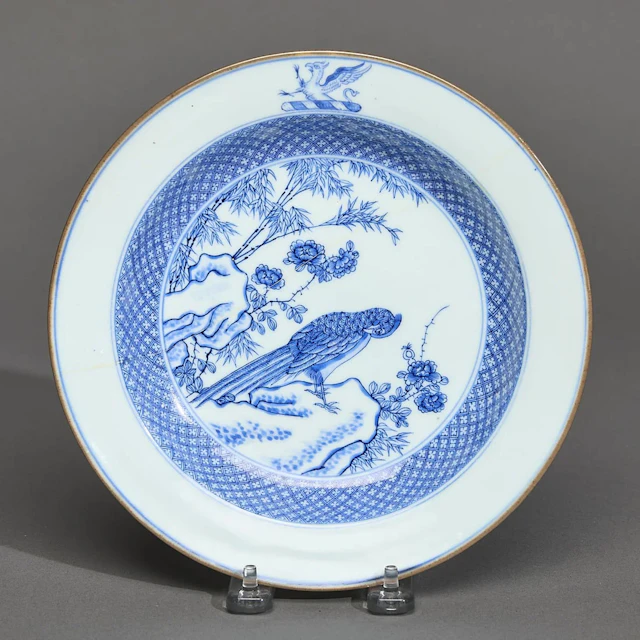 Chinese Export Crested Soup Plate - Peers