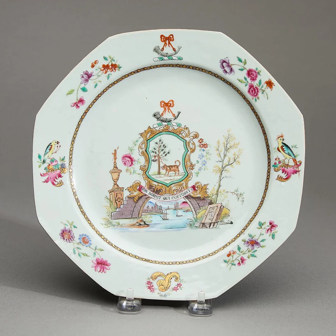 Export Octagonal Armorial Plate - Louthian