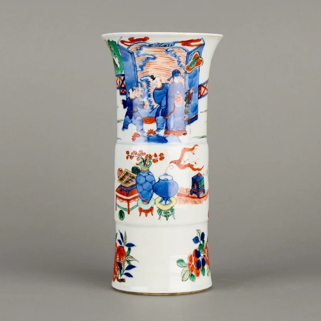 Chinese Qing Wucai-Style Porcelain Beaker Vase