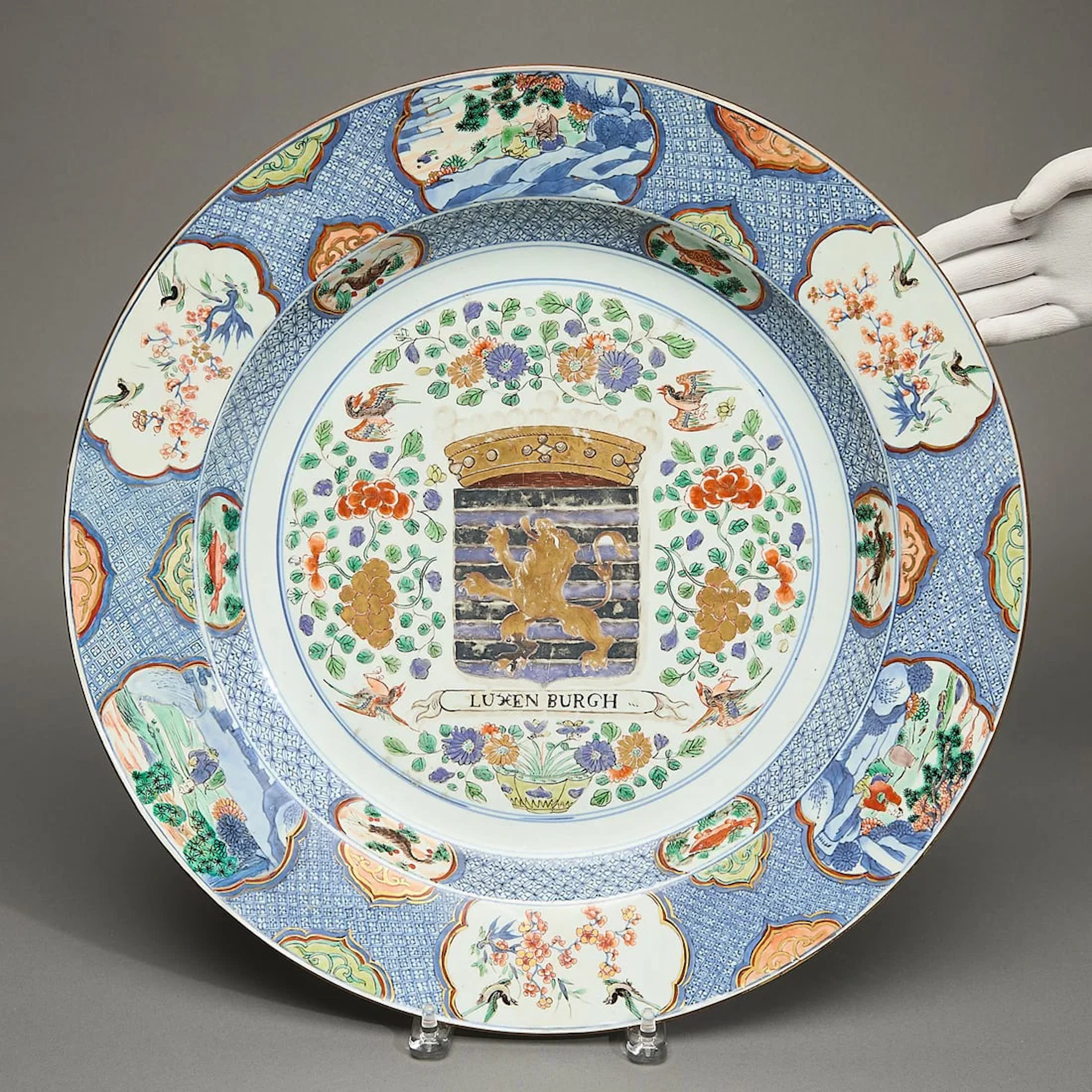 Very Large Early "Luxenburgh" Provinces Charger