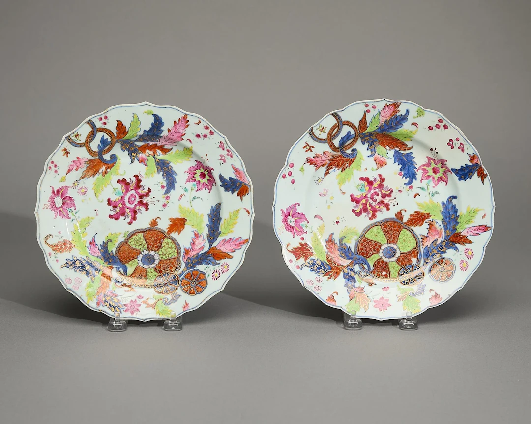 Pair Pseudo-Tobacco Leaf Plates