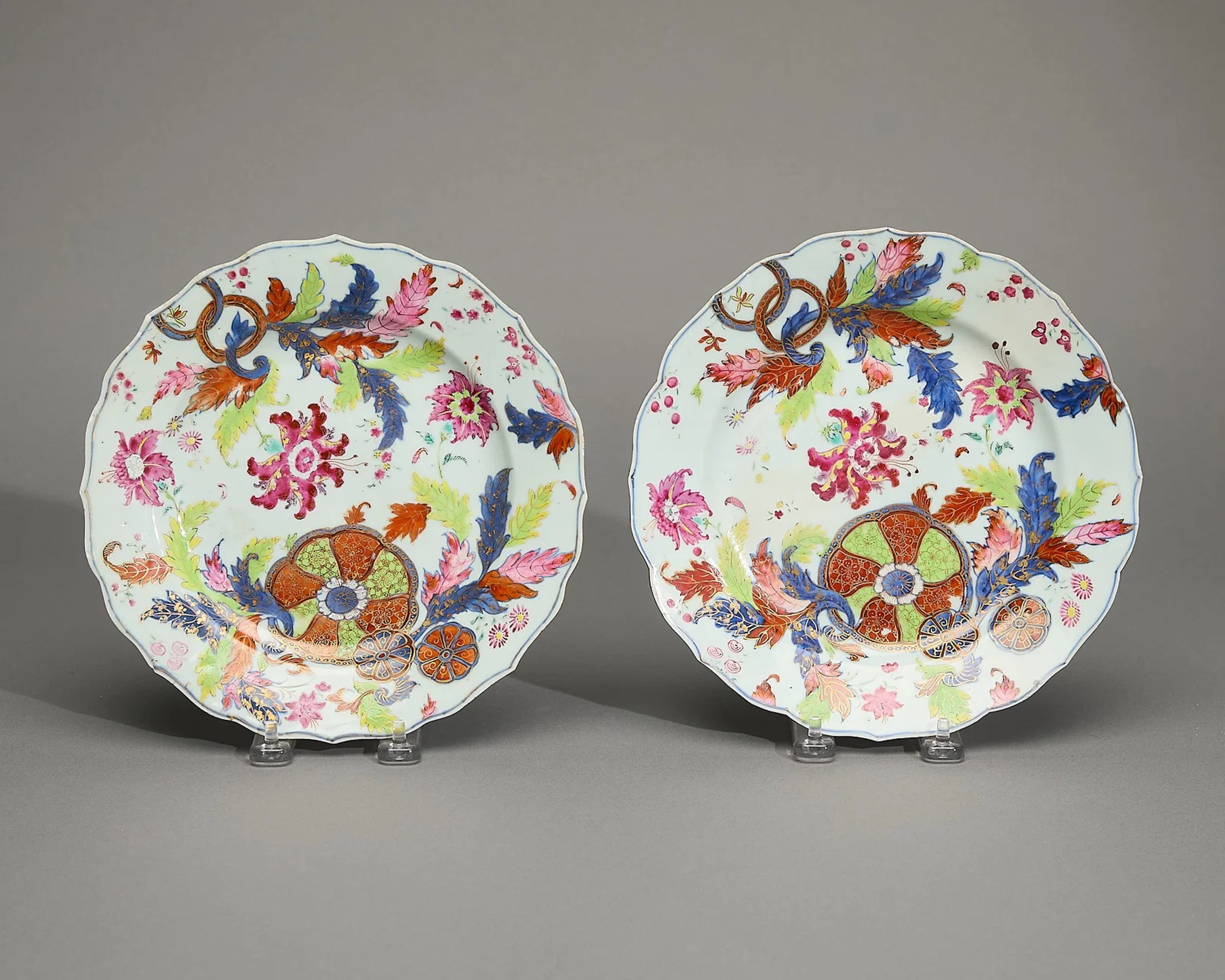Pair Pseudo-Tobacco Leaf Plates
