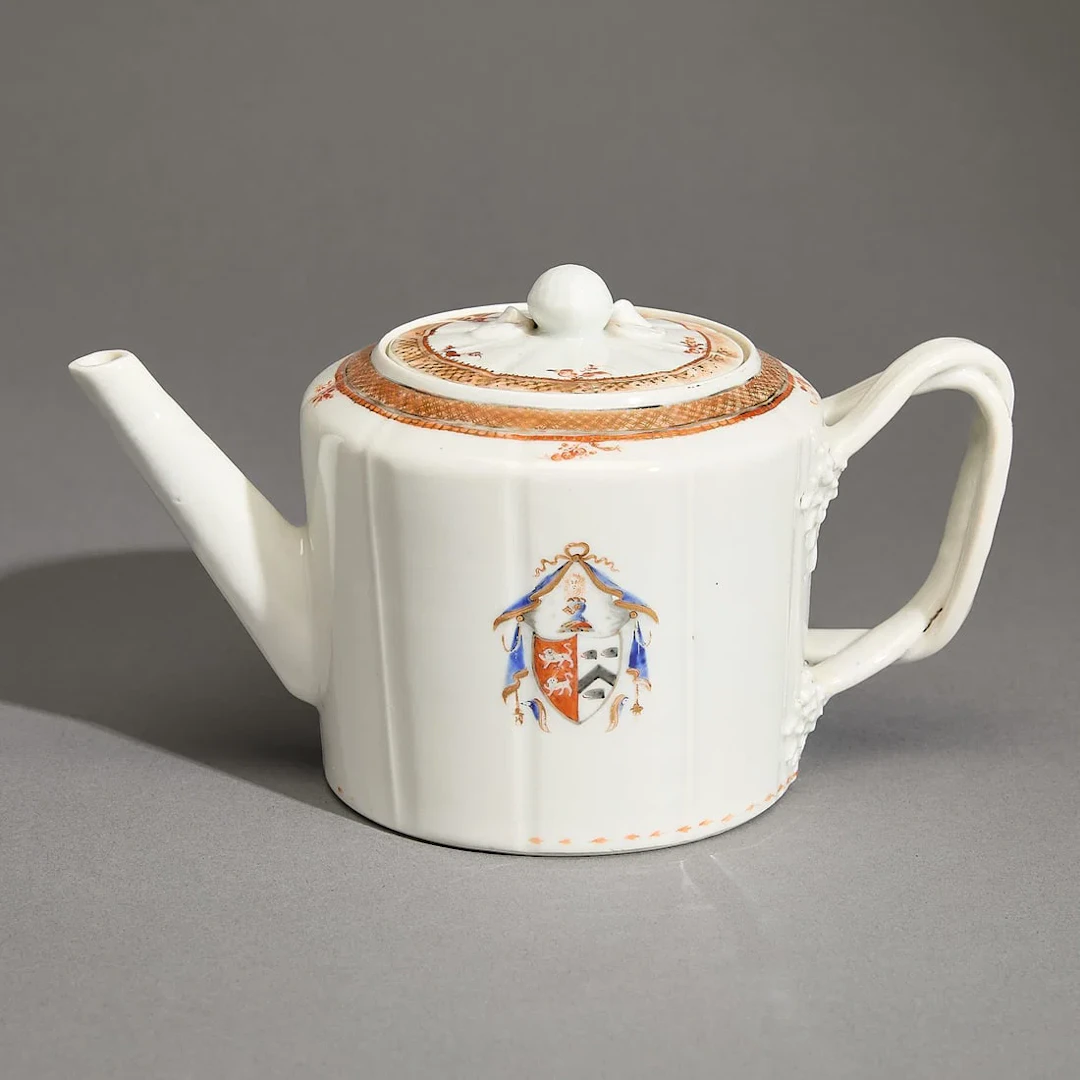Chinese Export Armorial Teapot - Littlebury