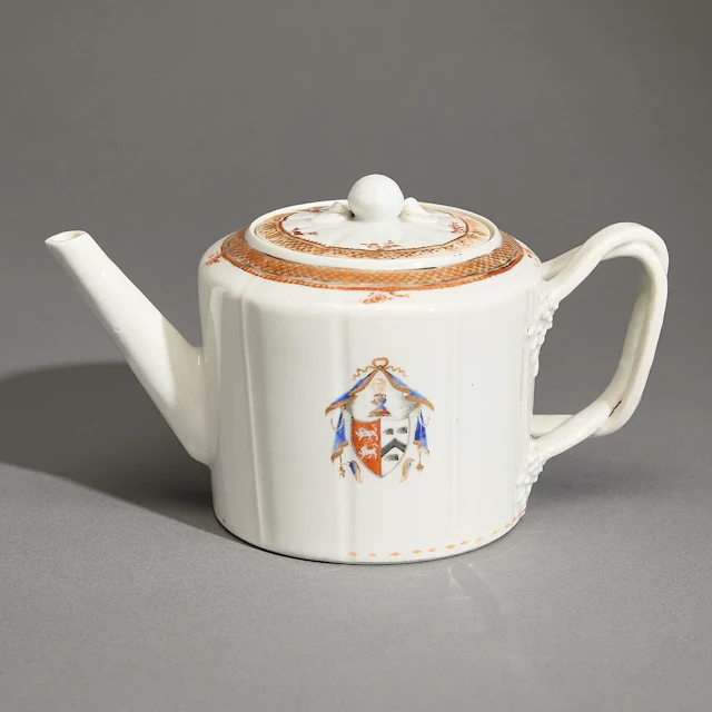 Chinese Export Armorial Teapot - Littlebury