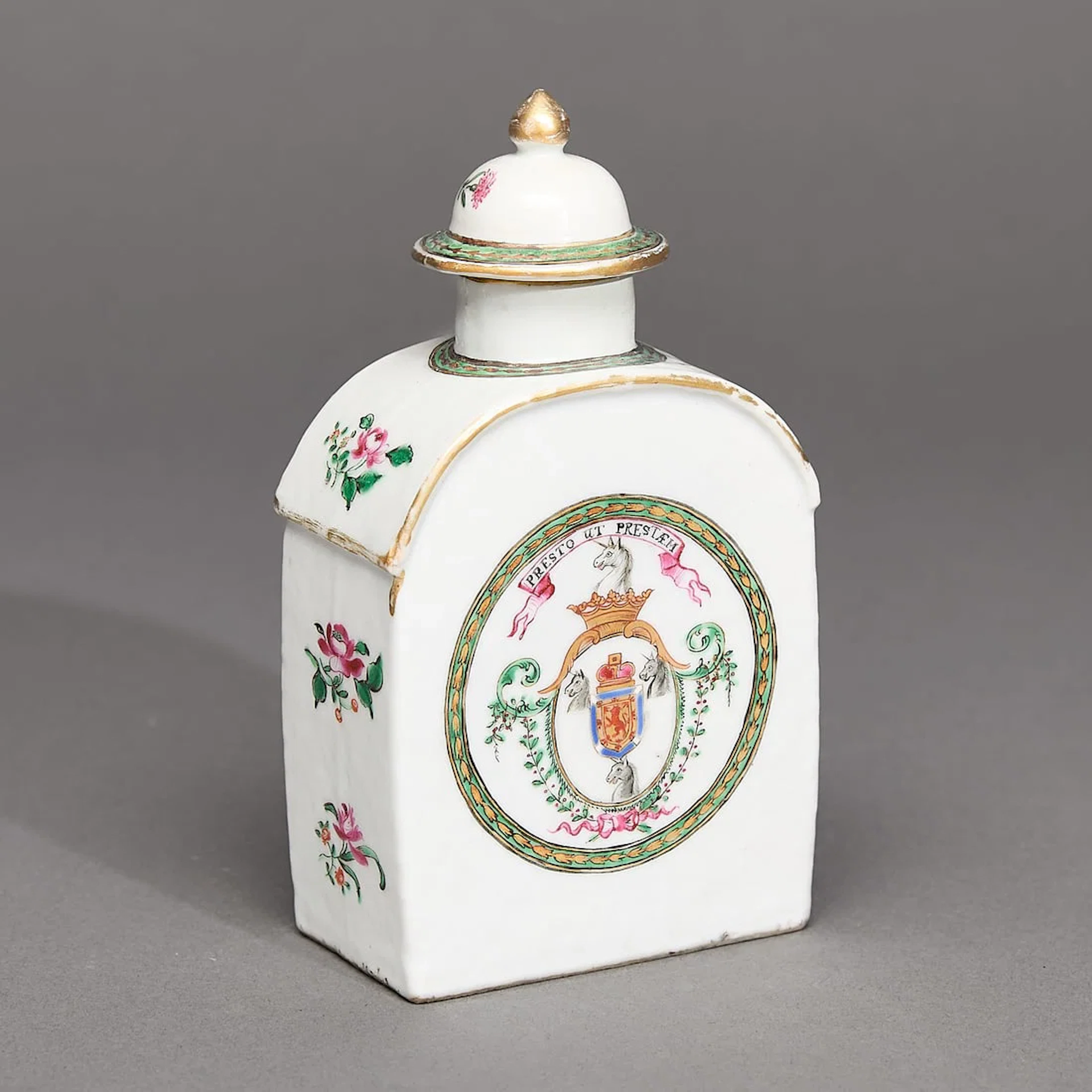 Chinese Export Scottish Armorial Tea Caddy