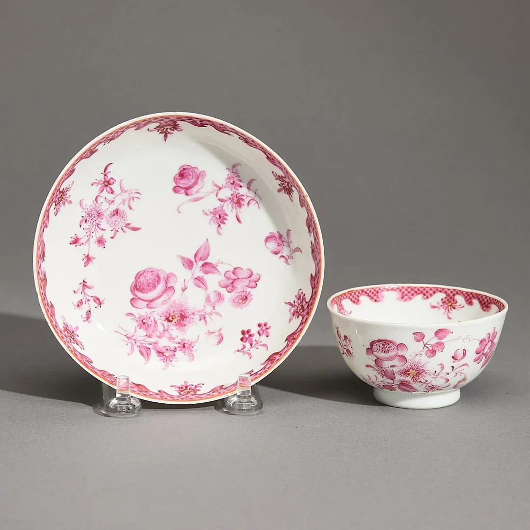 Chinese Export Puce Tea Bowl & Saucer