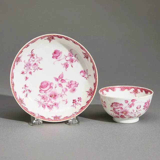 Chinese Export Puce Tea Bowl & Saucer