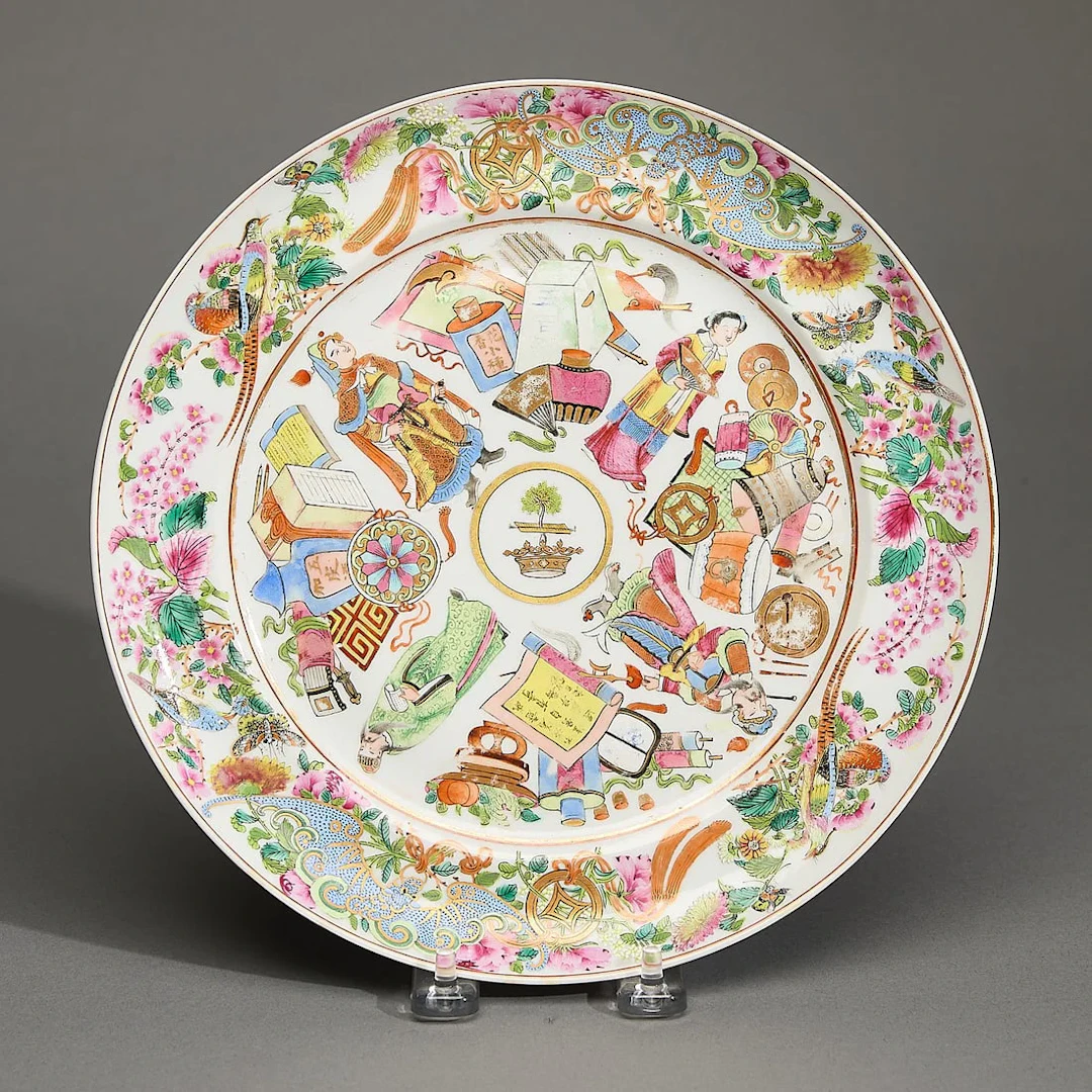 Chinese Export Famille Rose Charger - Hamilton