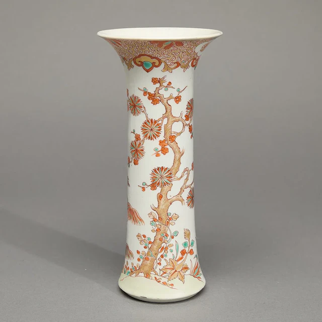 Chinese Export Japanese Taste Vase