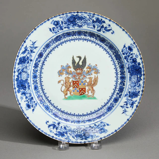Chinese Export Dutch Armorial Plate - De Jonge
